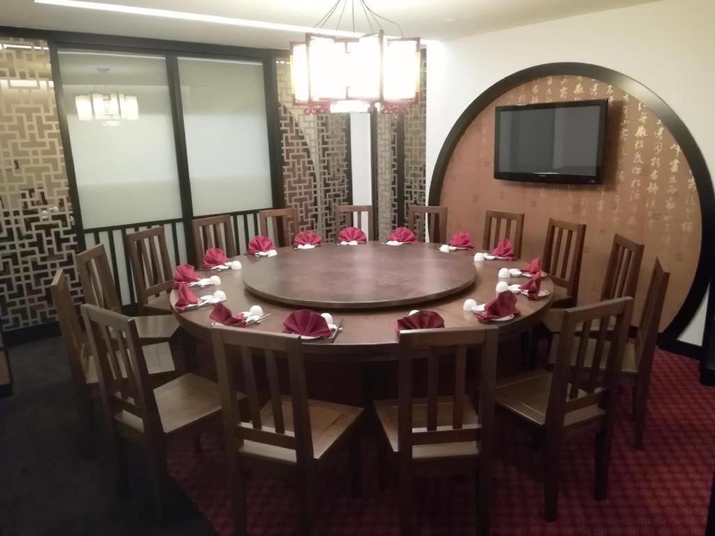 Tanahmas The Sibu Hotel Kültér fotó