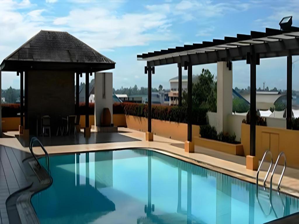 Tanahmas The Sibu Hotel Kültér fotó